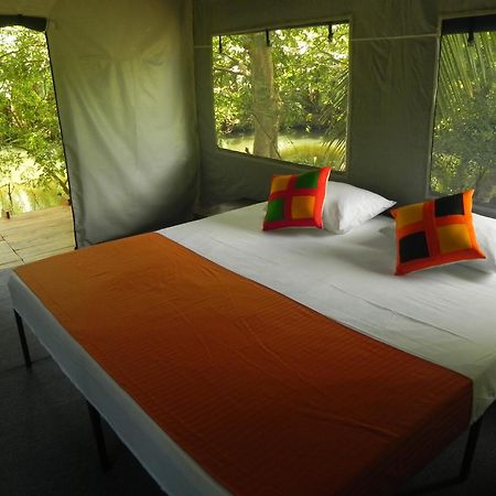 אודוואלאווה Makulu Safari Camping מראה חיצוני תמונה