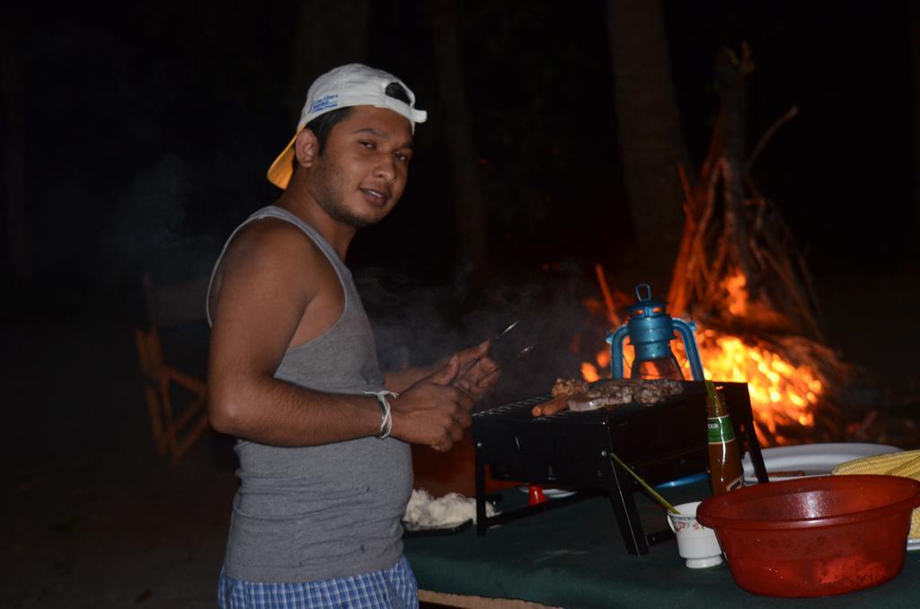 אודוואלאווה Makulu Safari Camping מראה חיצוני תמונה
